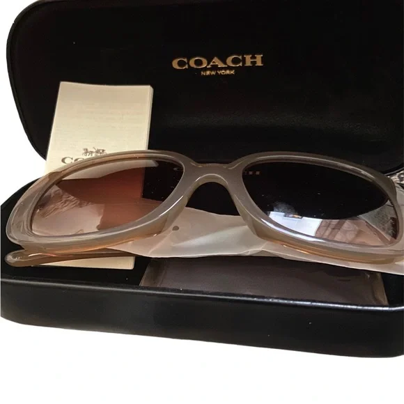 COACH Wildflower Milky Beige Sunglasses (discontinued) - Picture 1 of 8